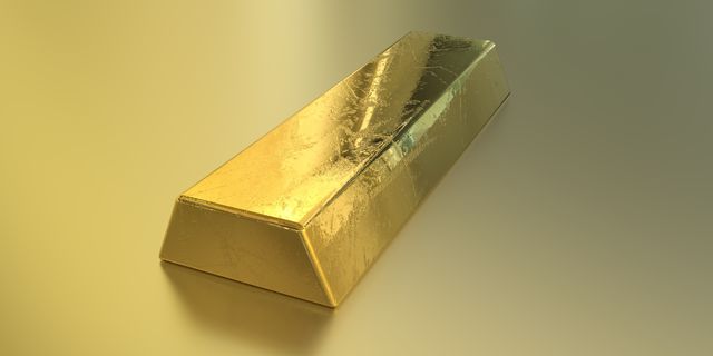 Gold keeps to 6-month maximums as greenback, equities struggle
