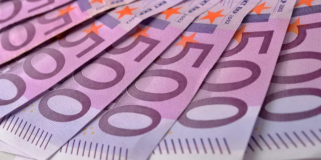 EUR/USD: 'V-Top' led to decline