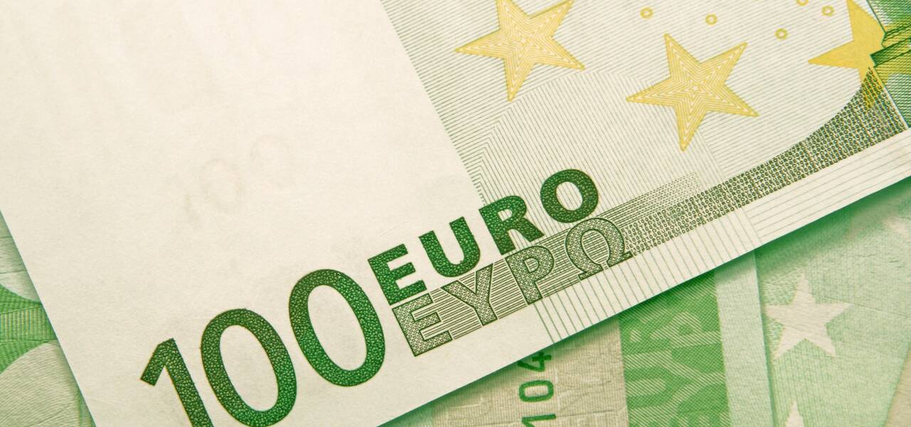 EUR/USD: local bearish 'Tweezers'