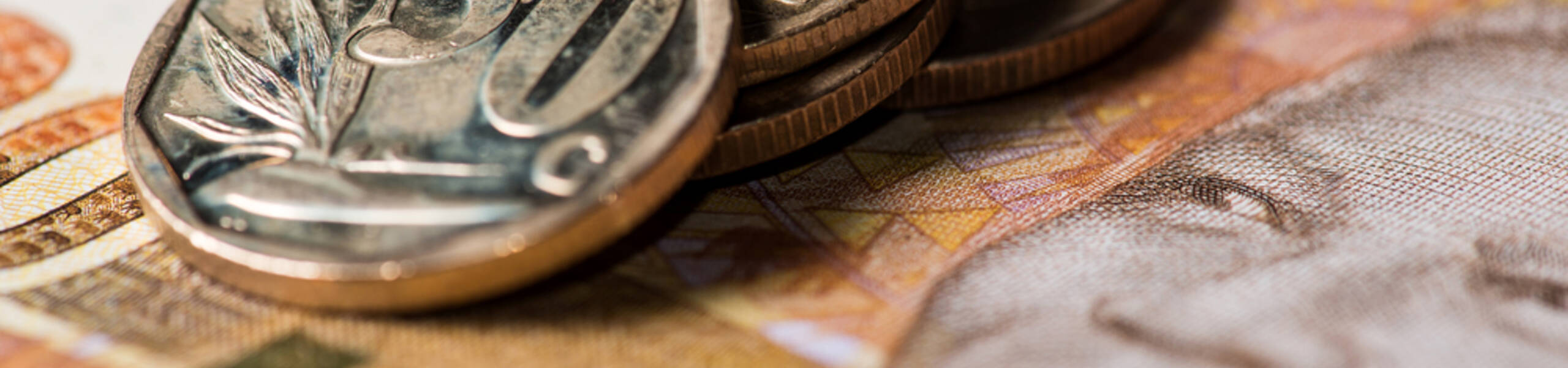 Danske Bank forecasts USD/ZAR at 15.00