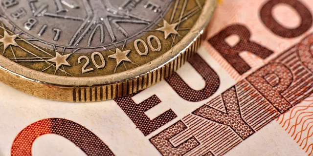 EUR/USD:  pair going to reach next support